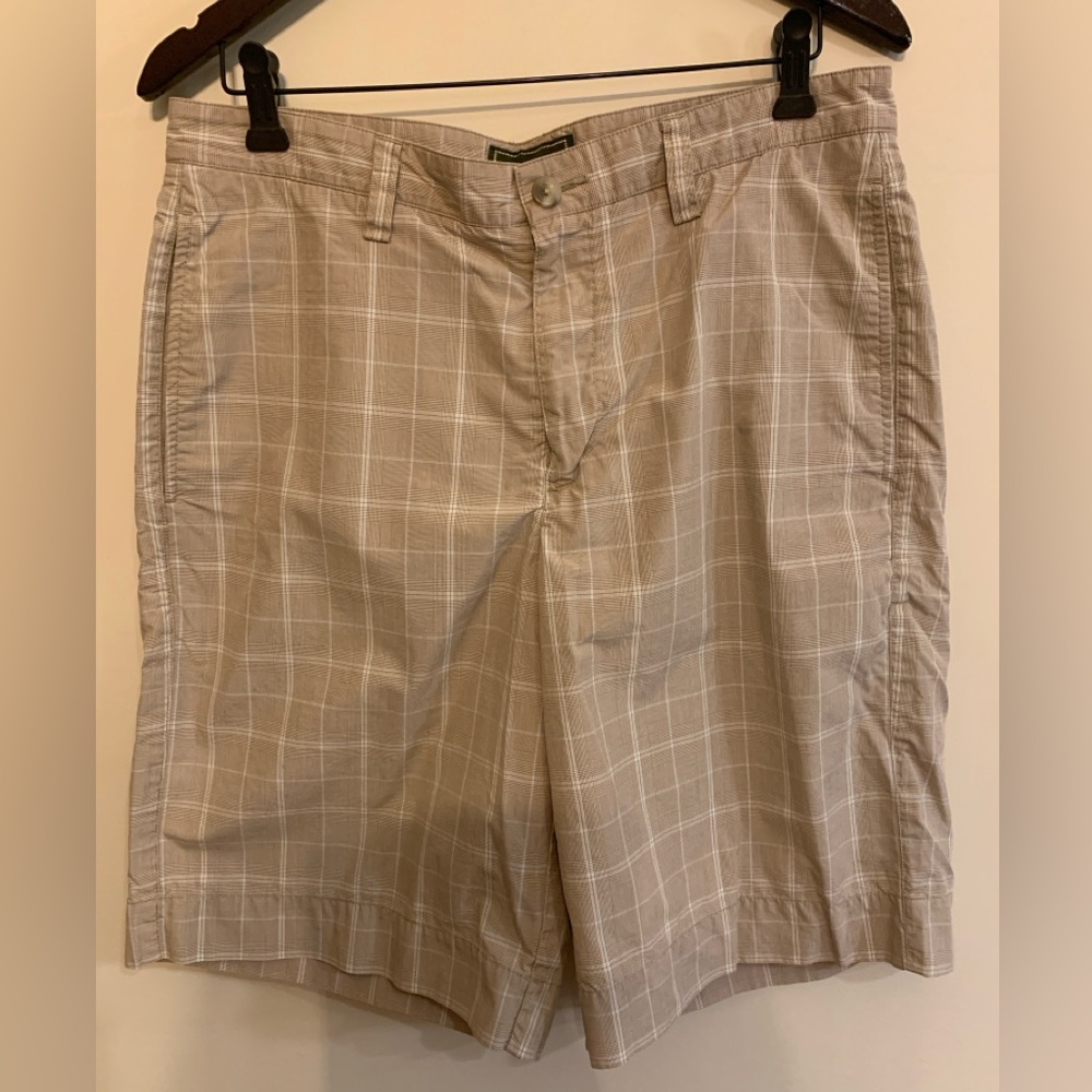 Eddie Bauer Tan Flat Front Shorts Lightweight Plaid